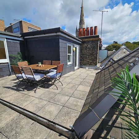 Cityscape Haven: 1 Bedroom Apartment With Terrace And City View Bournemouth Exterior photo